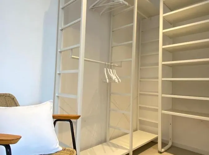 Appartement 1/2 An Island *