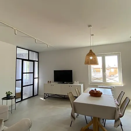 Appartement 1/2 An Island *